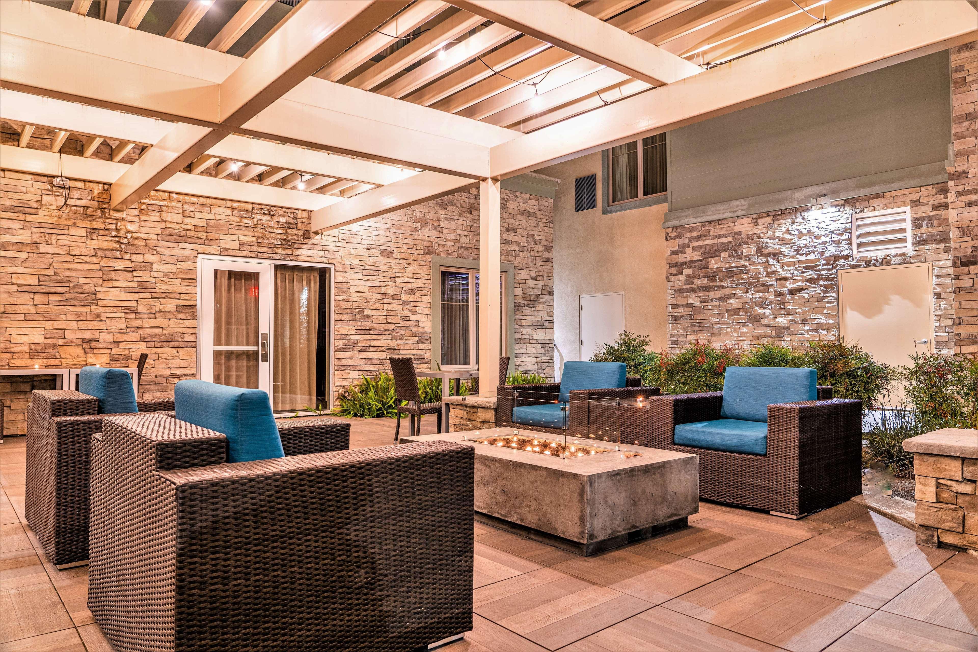 Homewood Suites By Hilton Pleasant Hill Concord Bagian luar foto