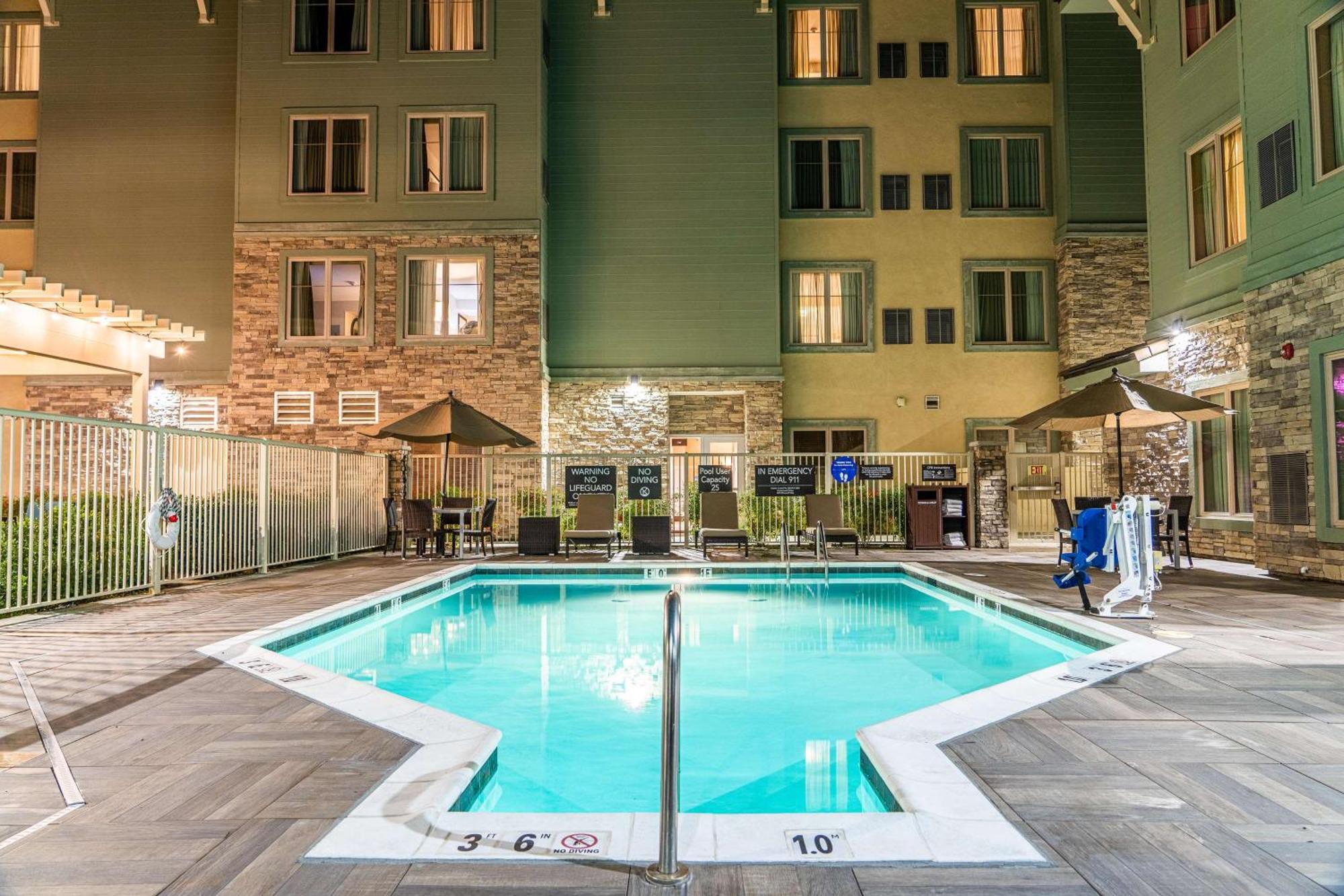 Homewood Suites By Hilton Pleasant Hill Concord Bagian luar foto